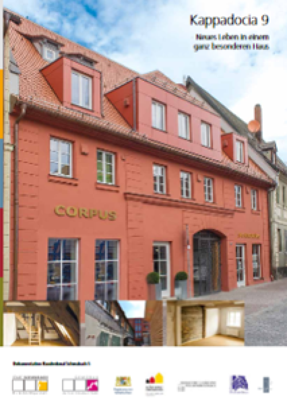 Titelbild Kappadozia 9 mit Ansicht der Vorderseite des roten Gebäudes